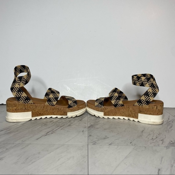 Steve Madden Bandi Platform Sandal - Picture 4 of 10
